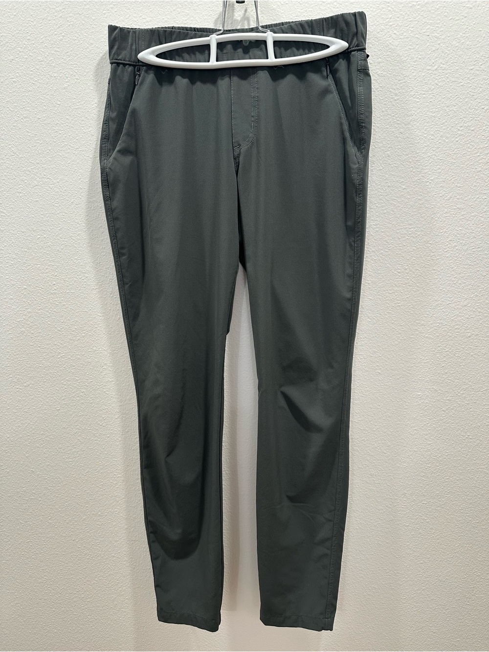Kuhl women’s active casual hiking pant Slate Gray EUC small travel performance